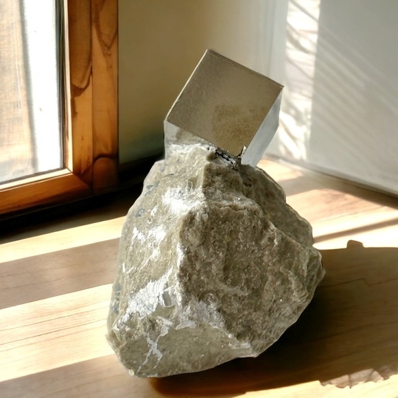 RARE Pyrite Natural Cubic Crystal From Navajun Spain - Picture 3 of 5